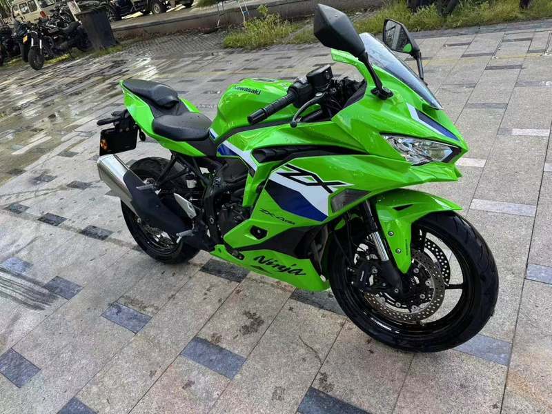 二手川崎ZX-4R