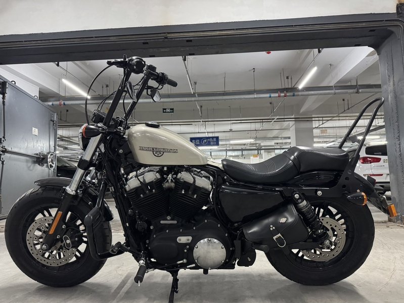 二手哈雷戴维森XL1200X Forty-Eight