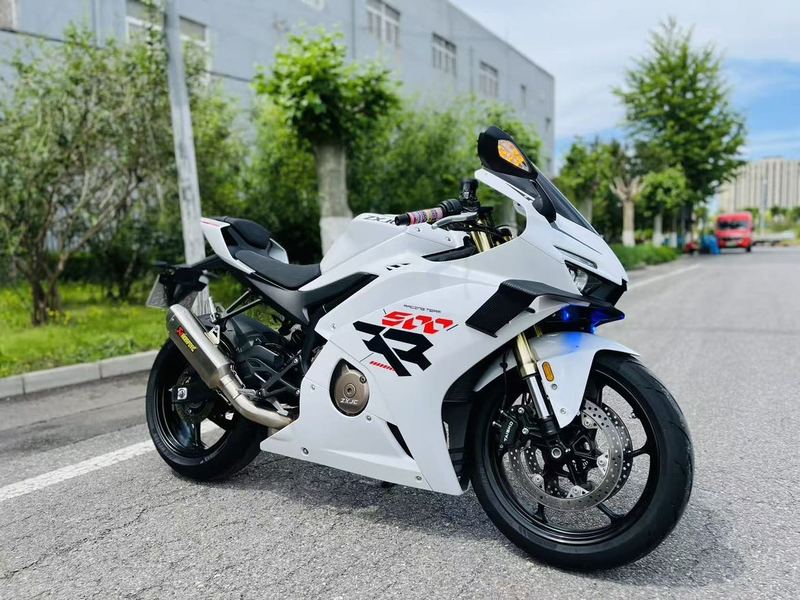 二手张雪机车500RR