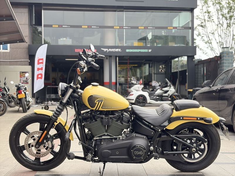 二手哈雷戴维森街霸 Street Bob