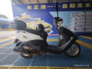 二手新大洲本田茜茜公主SDH125T-26