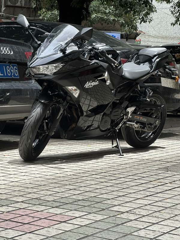 二手川崎Ninja 400