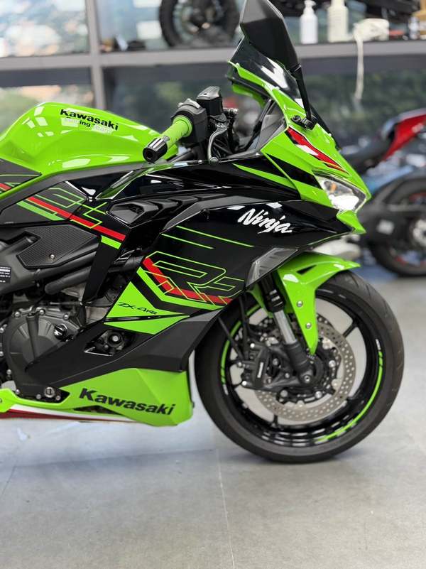 二手川崎ZX-4R