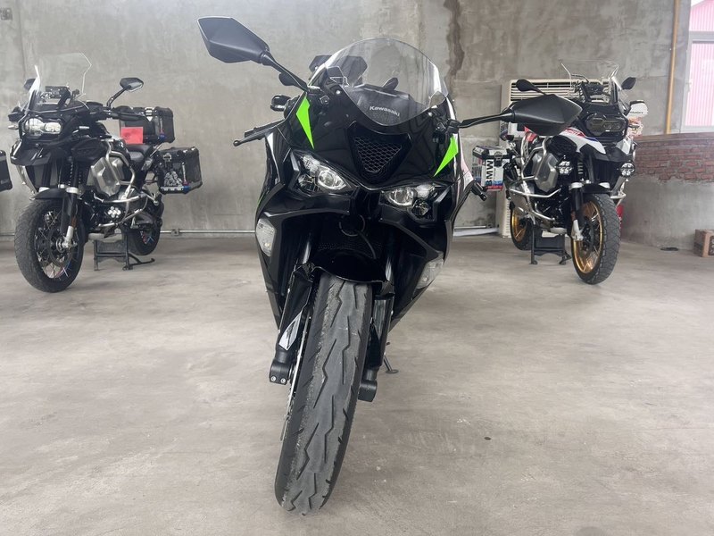 二手川崎Ninja ZX-6R 