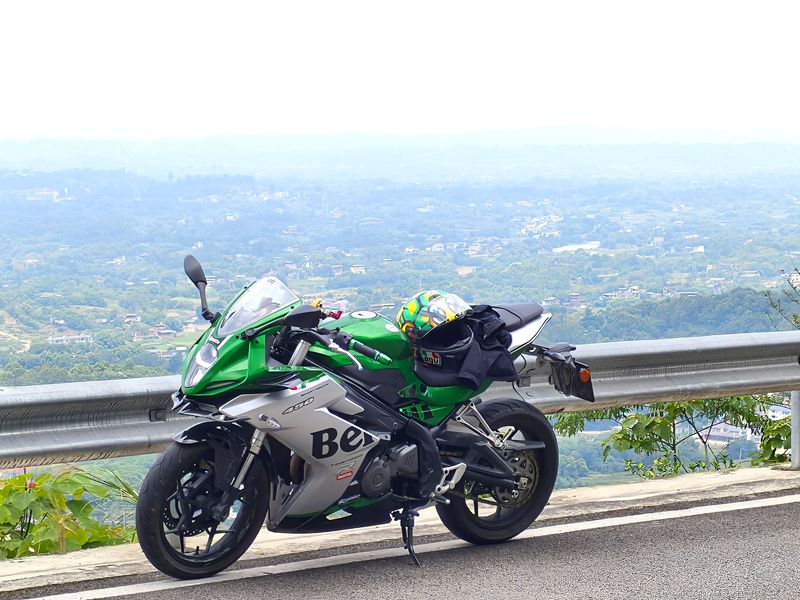 二手贝纳利龙卷风 Tornado 252R