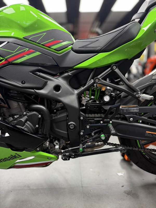二手川崎ZX-4R