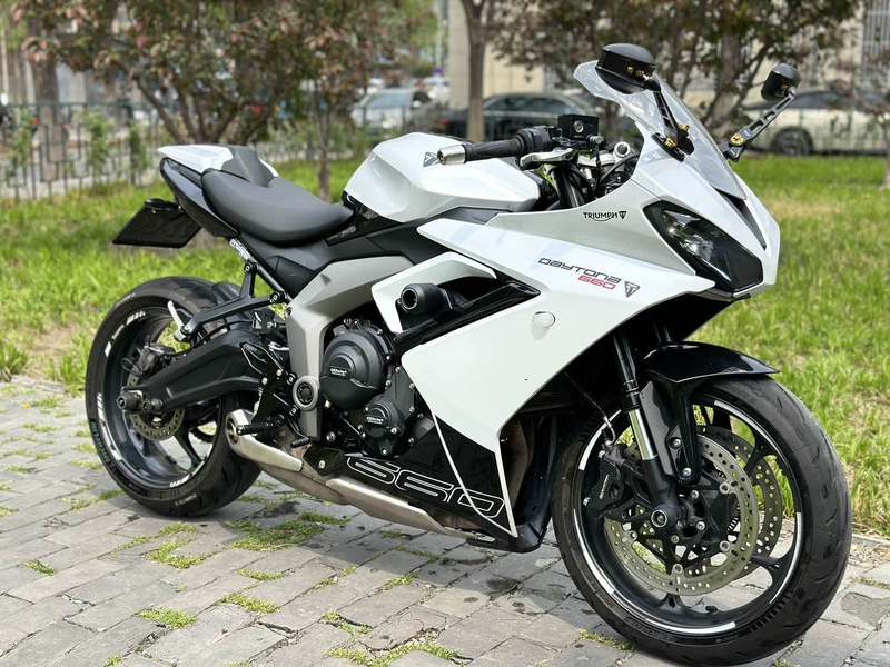 二手凯旋Daytona 660