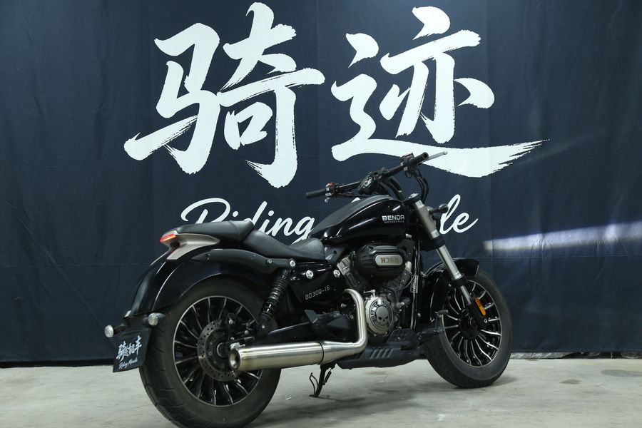 二手奔达Rock300 灰石