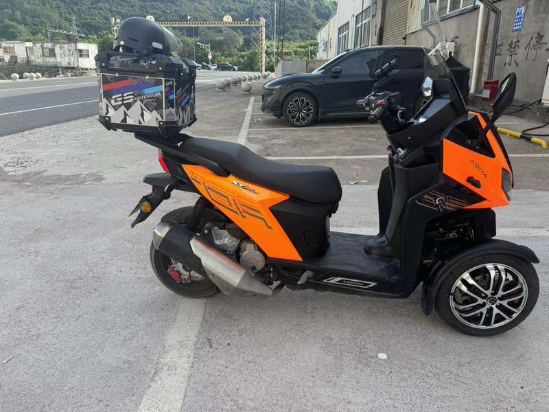 二手ADIVAAD7 150