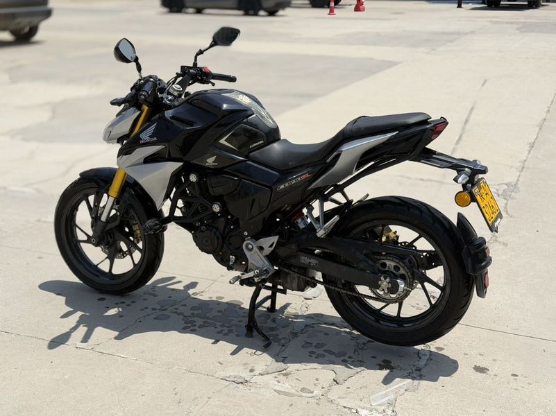 二手五羊本田CB190R 暴锋眼