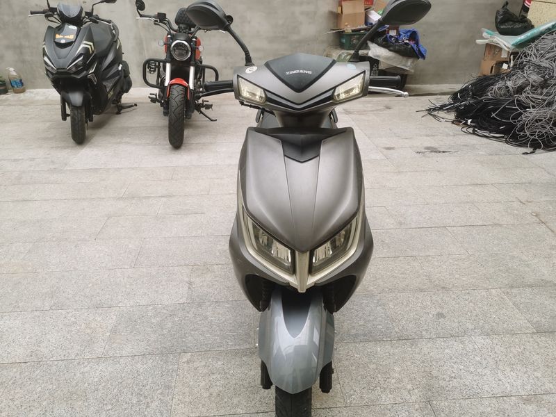 二手银钢侠天使眼 YG125T-30