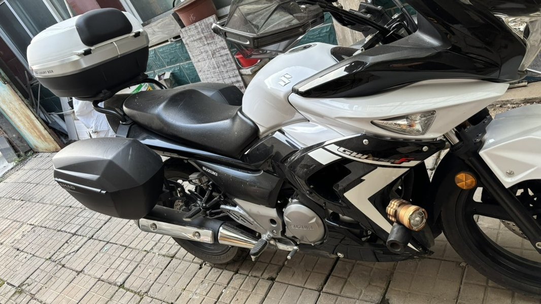 二手豪爵铃木骊驰 GW250