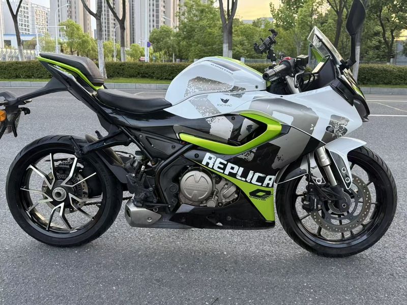 二手QJMOTOR赛250