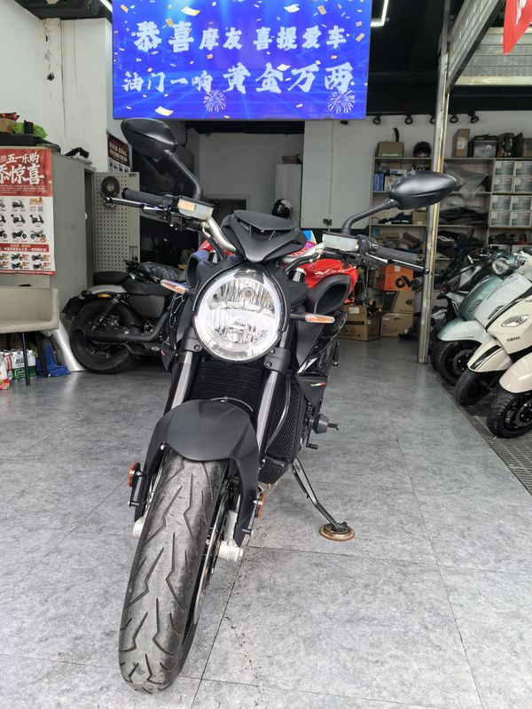 二手奥古斯塔Brutale 800