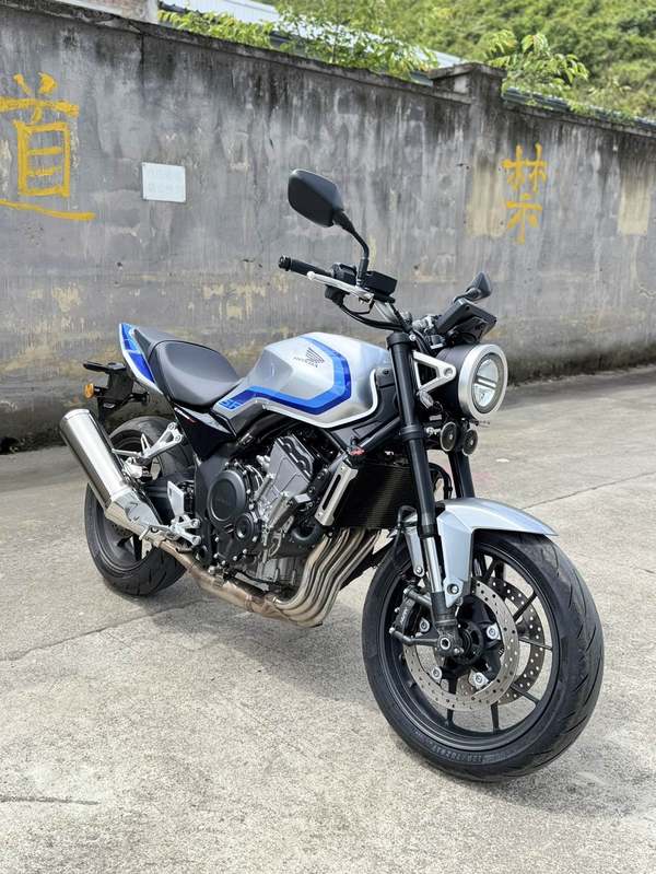 二手本田CB500 Super Four