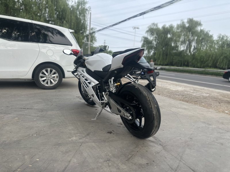 二手张雪机车820RR