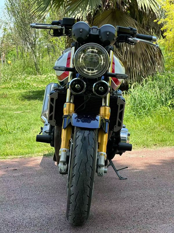 二手本田CB1300 Super Four