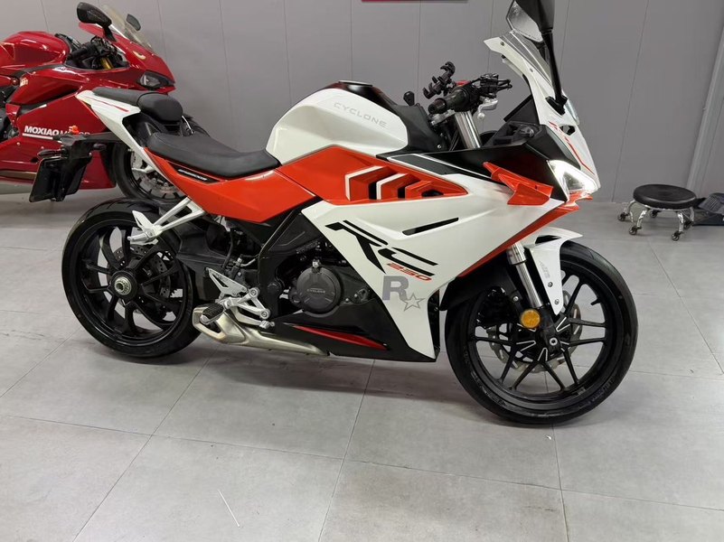 二手赛科龙RC250