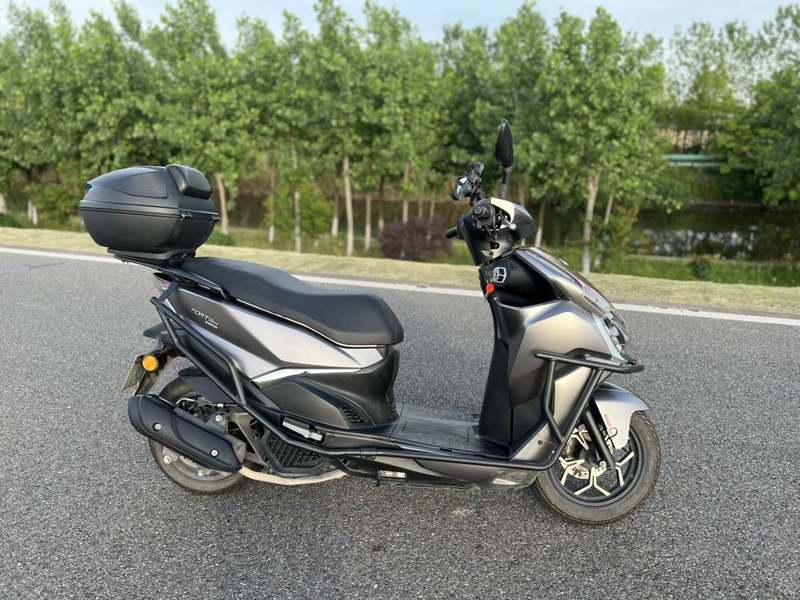 二手QJMOTOR鸿150RS