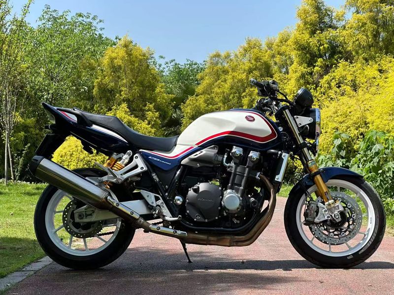 二手本田CB1300 Super Four