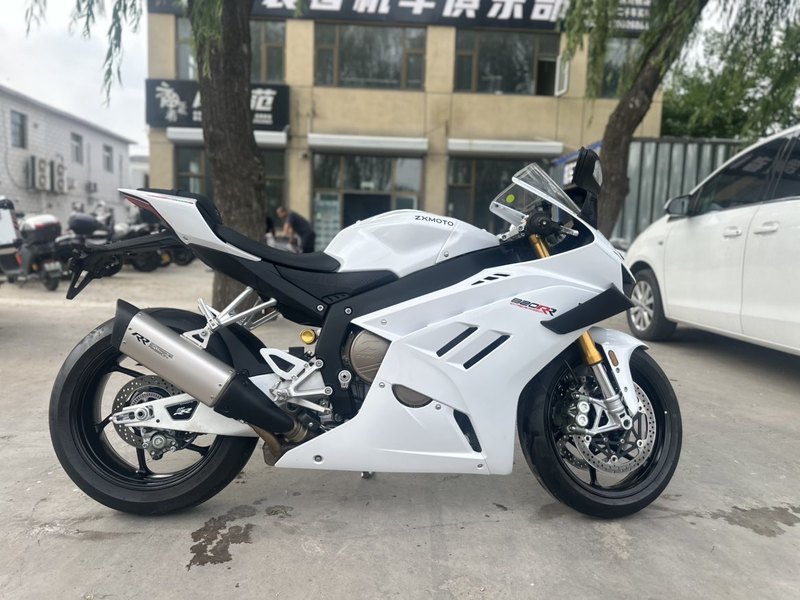 二手张雪机车820RR