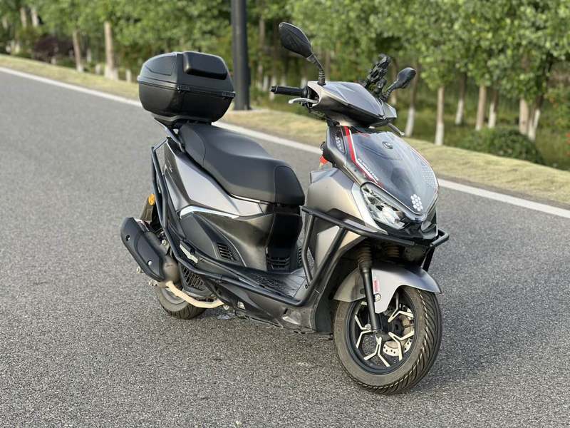 二手QJMOTOR鸿150RS