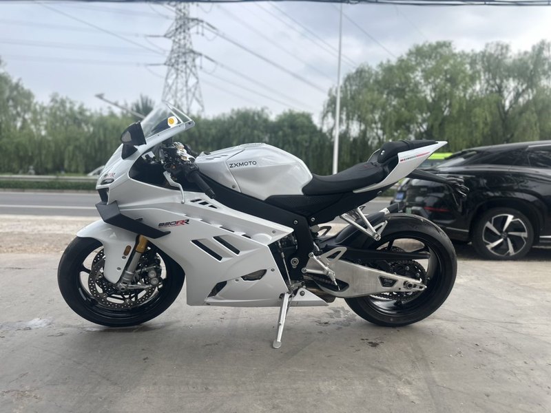 二手张雪机车820RR