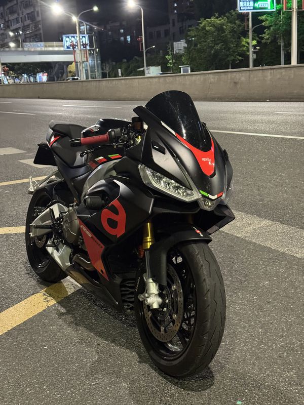 二手阿普利亚RS 660 