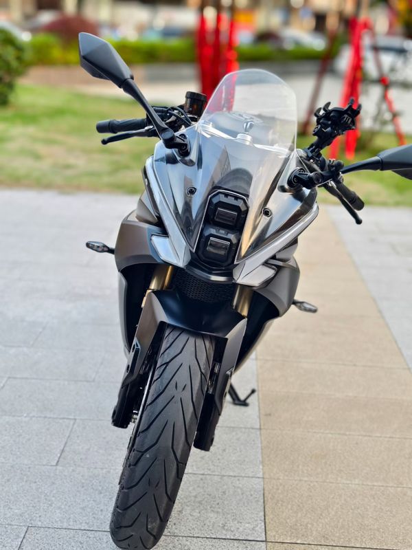 二手贝纳利龙卷风 Tornado 552R