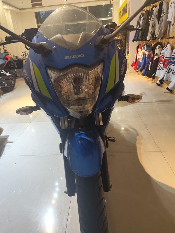 二手济南铃木极客飒 Gixxer 155