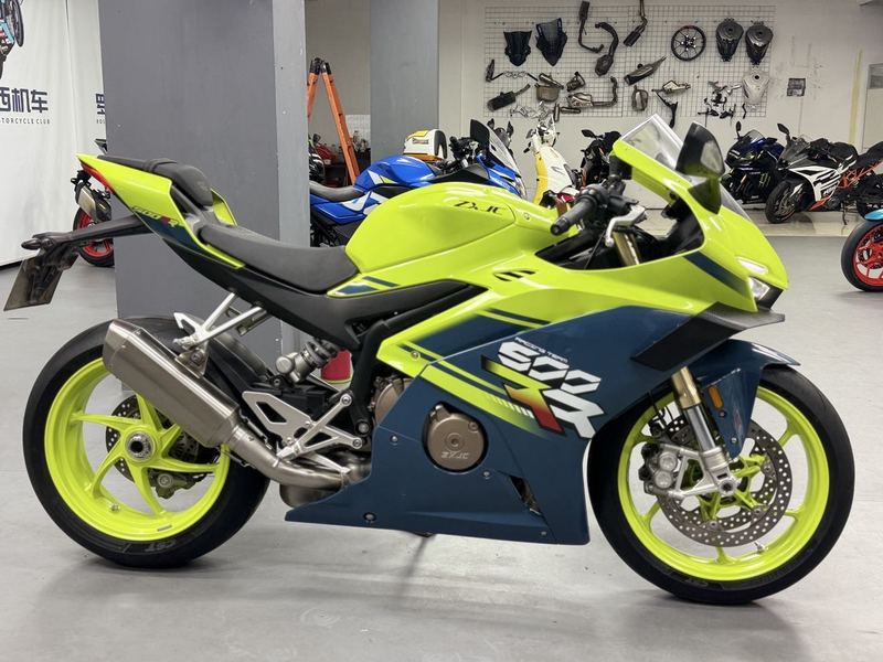 二手张雪机车500RR
