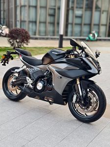 二手贝纳利龙卷风 Tornado 552R