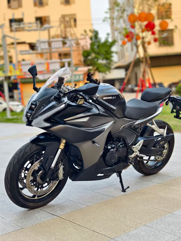 二手贝纳利龙卷风 Tornado 552R