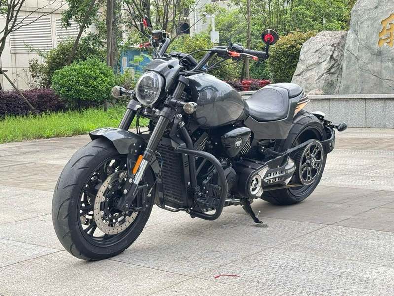 二手广建雅金刚狼800