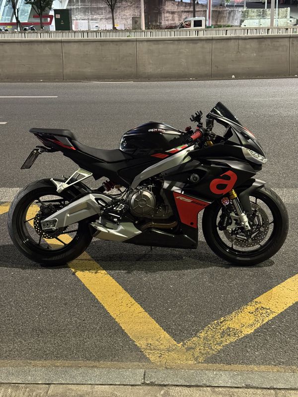二手阿普利亚RS 660 