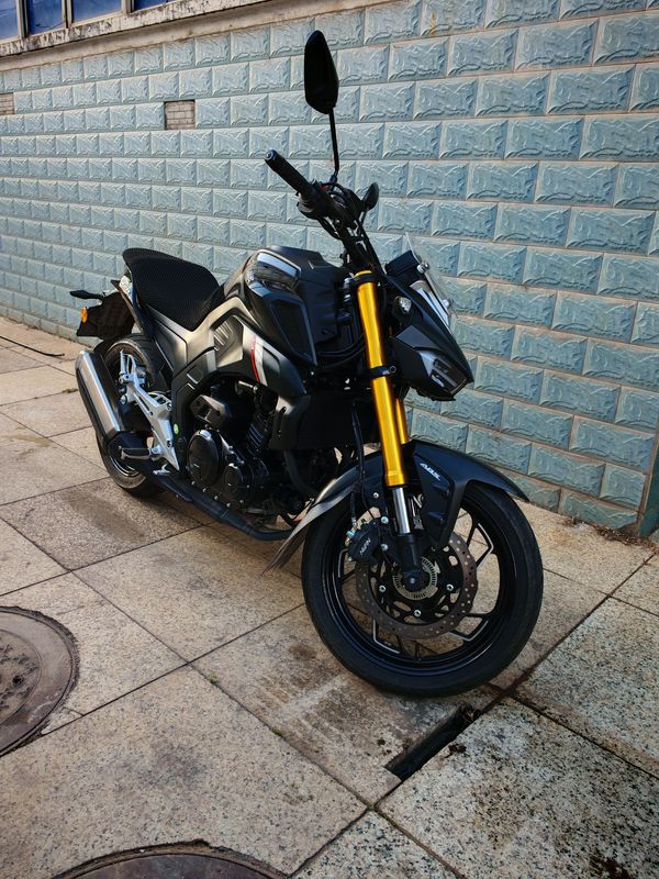 二手豪爵XCR300