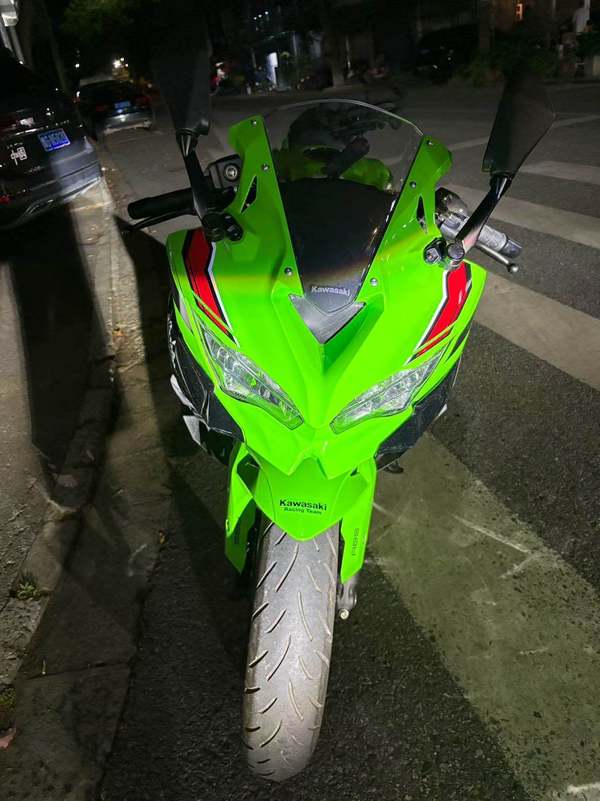 二手川崎ZX-4R