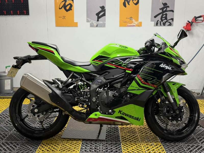 二手川崎ZX-4R