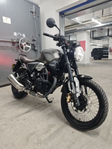 二手五羊本田鸷道 CB190SS