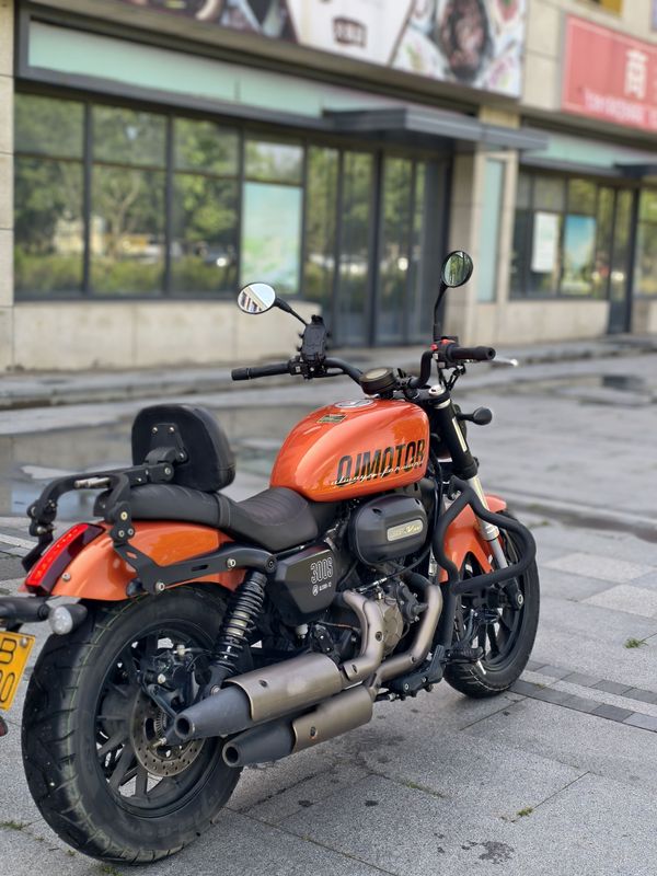 二手QJMOTOR闪300
