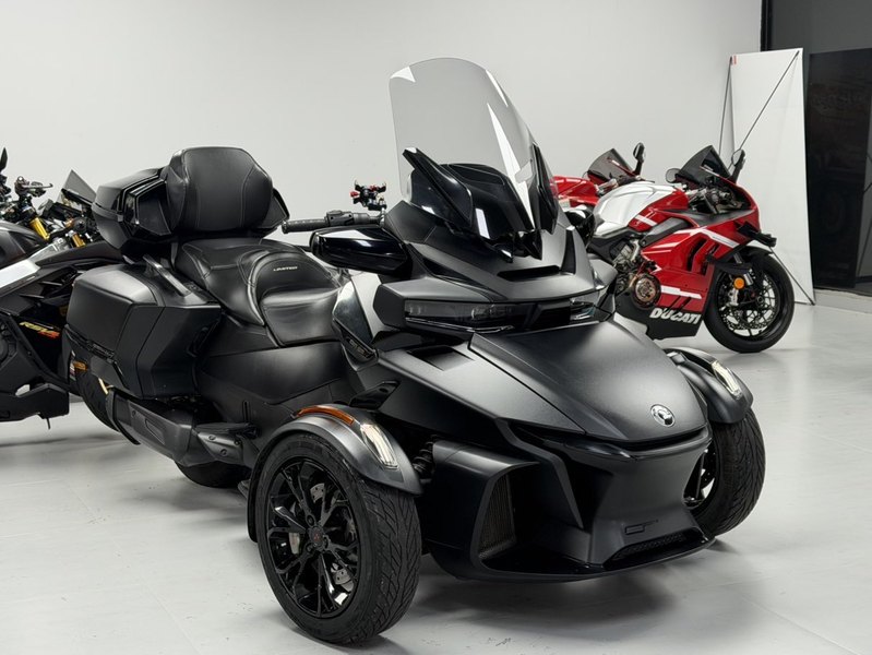 二手庞巴迪Spyder RT
