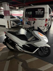 二手五羊本田PCX
