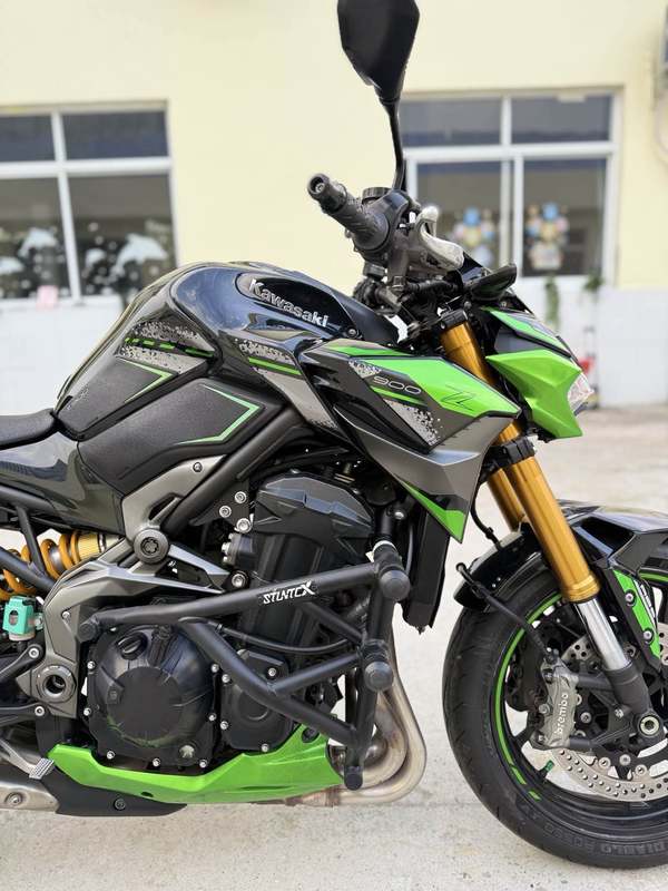 二手川崎Z900