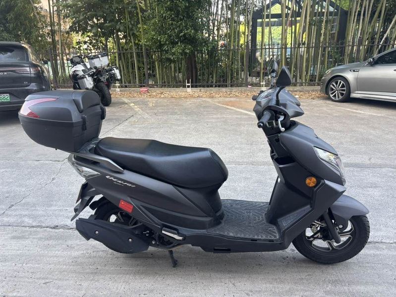 二手济南铃木优驿 UE125T