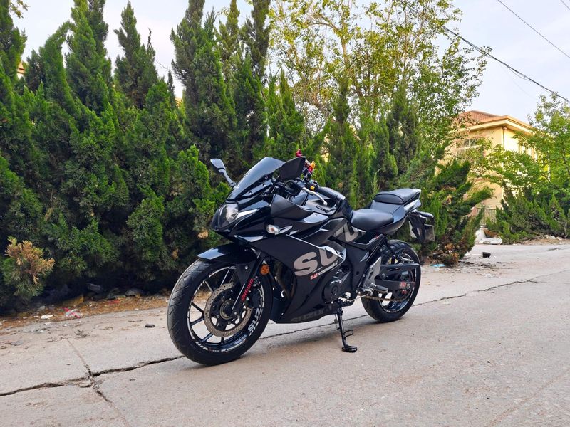 二手豪爵铃木GSX250R