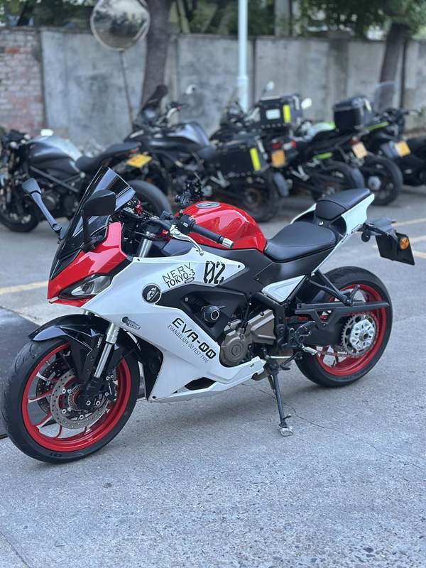 二手QJMOTOR赛400