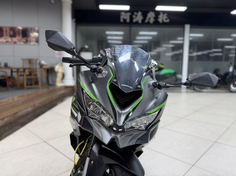 二手川崎ZX-4R