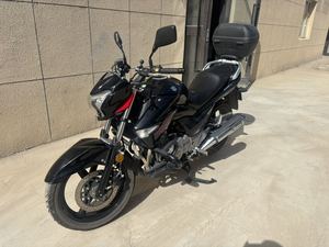 二手豪爵铃木骊驰 GW250