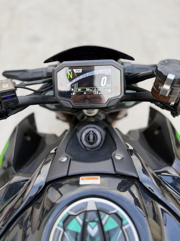 二手川崎Z900