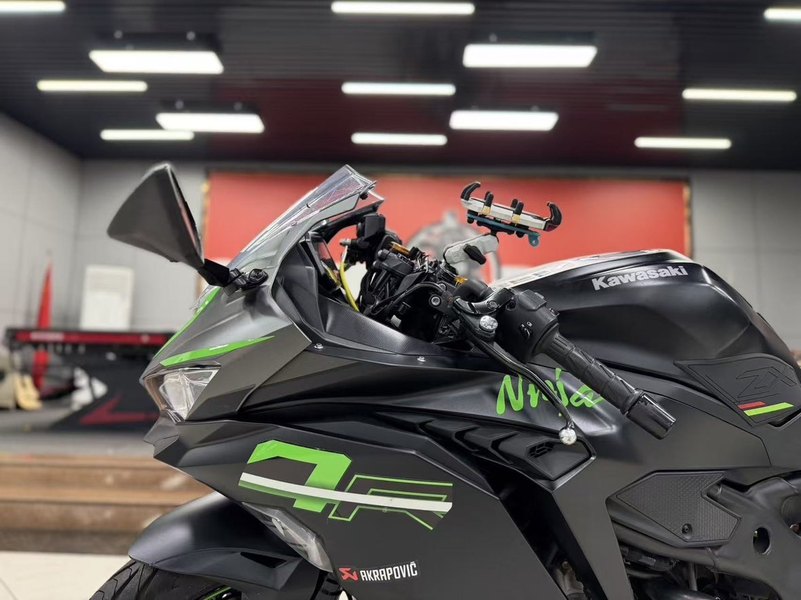 二手川崎ZX-4R